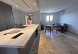 Location vacances La Croix-Valmer - Maison rénovée avec jardin et climatisation, proche vignes - Fr-1-726-28-4