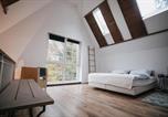Location vacances Nuremberg - Eigenes Maisonettehaus in idyllischer Lage mit Balkon, Nahe Messe, 24h Self-Check In, Gratis parken-2