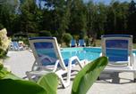Location vacances  Haute-Vienne - Pretty cottage with private pool and beautiful gardens-2