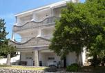 Location vacances Klenovica - Apartments in Klenovica 15317-2