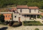 Location vacances  Province de Potenza - Foresteria San Leo-2
