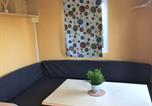 Location vacances  Deux-Sèvres - Mobil home au lac - 2 pers. - Api-1-52-2129-4