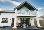Location vacances Llanfairyneubwll - Madrona-2