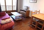 Location vacances Besse-et-Saint-Anastaise - Appartement cosy pour 4 à Super-Besse avec parking - Fr-1-814-178-4