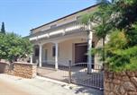 Location vacances Starigrad - Apartments with parking space Starigrad, Paklenica - 25547-1