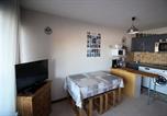Location vacances Le Bourg-d'Oisans - Appartment Carlines  AEO008-641-3