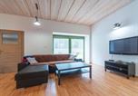 Location vacances Tábor - Holiday Home Klobasná by Interhome-2