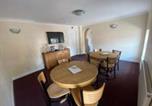 Location vacances  Gare de Chesterfield - Hasland Place,Chesterfield-J29,Large 5 Br,Sleeps 8,Parking-4