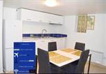 Location vacances Villeneuve-sous-Dammartin - Appartement cosy à Arnouville - 34 m² avec vue jardin-4