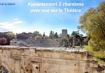 Location vacances Arles - Holiday in Arles -Appartement du Théâtre Antique-4
