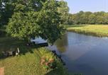 Location vacances Ardentes - Demeure charmante bordant l'Indre avec piscine, vélos, barque, canoé, pédalo et coin pêche. - Fr-1-591-153-4