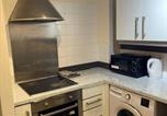Location vacances  Gare de Wolverhampton - Casa Centro 2bed Apartment, Wifi Free parking-4