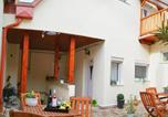 Location vacances Eger - Várfal apartman-1