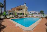 Location vacances Monte Gordo - Altura Prime - 5 Suites, Private Pool and Parking, Walk to Beach-1