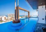 Location vacances  Mexique - Chic Condo with Scenic Views, Pool and Gym-2