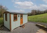 Location vacances Paysage industriel de Blaenavon - Rabbit Hill Hut-1