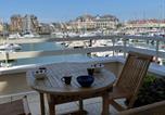 Location vacances Dives-sur-Mer - Bel Appartement Duplex 4 pièces avec Vue sur Port et Terrasse - Fr-1-487-314-2