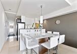 Location vacances Perth - Luxe Chic 3br Apt City Skyline views-3