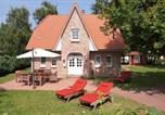 Location vacances Glowe - Haus Eichenwald-1