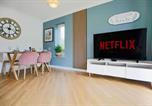 Location vacances Milton Keynes - Middleton House • Sleeps 6 • Free Parking • Garden • Work Desk • Fast Wifi • Yoko Property-2