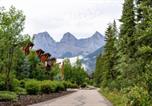 Location vacances  Lac Minnewanka - Spring Creek Corner Condo by Canadian Rockies Vacation Rentals-3