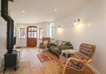 Location vacances Horley - Middle Tower-4