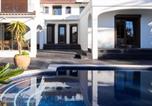 Location vacances Olhos de Água - Villa com vista infinita sobre o Atlantico-2
