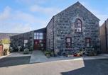 Location vacances Ballycastle - Colliers Barn-1