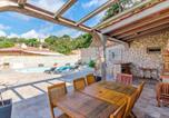 Location vacances Vidreres - Lovely Home In Vidreres With Private Swimming Pool, Can Be Inside Or Outside-2