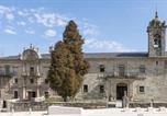 Hôtel Galice - Albergue Monasterio de La Magdalena-1