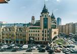 Location vacances Kiev - Apartment Arena City-1