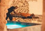 Location vacances Grans - La Maison des Lamanon-2