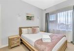 Location vacances Glenelg - Adventure Awaits - Footsteps from West Beach-4