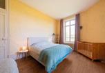 Location vacances  Ardennes - Holiday home adjoining a château , cleaning included-4