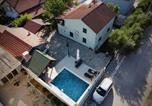 Location vacances  Benkovac - Holiday house with a swimming pool Kakma, Biograd - 25530-1