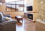 Location vacances Almonaster la Real - 3 Bedroom Nice Home In Castaño Del Robledo-3