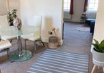 Location vacances Windsor - Letting Serviced Apartments - Guards View, Windsor-3