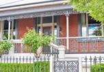 Location vacances Launceston - Queen of Charles 4br Large Luxury Home-1