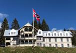Hôtel oanes - Hotell Eikerapen Gjestegård Åseral-1