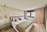 Location vacances Fertilia - Luxurious 3-Bedroom Apartment in Alghero with Full Accessibility-4