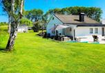 Location vacances Stenungsund - 8 person holiday home in K Llek Rr-1