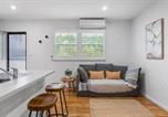 Location vacances Newcastle - Beach & Brew-Modern 1-Bedroom in Trendy Merewether-4