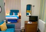 Location vacances Blackpool - The Fylde International Guest House-3