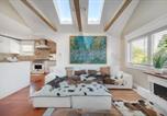 Location vacances Vancouver - 2br Vancouver Stay with Sauna Cold Tub & Fire Pit-1