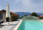 Location vacances  Province de Varèse - Holiday Home near Lago Maggiore Pool-2