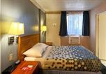 Location vacances Calgary - Econo Lodge Motel Village-2