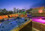Location vacances Knoxville - Fun N Sun - Ultimate Backyard Pool And Game Room-3