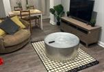 Location vacances Horley - Cosy large singe room-3