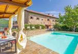 Location vacances Castel Focognano - Villa Il Castello-1
