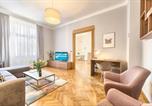 Location vacances Praha - Spacious And Bright Apartment Dusni 13-3